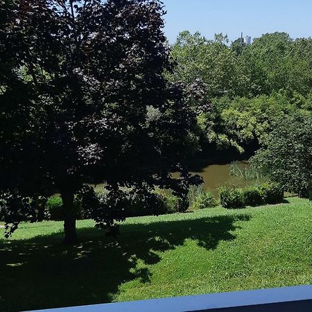באיון Appartement Au Calme Proximite Centre מראה חיצוני תמונה